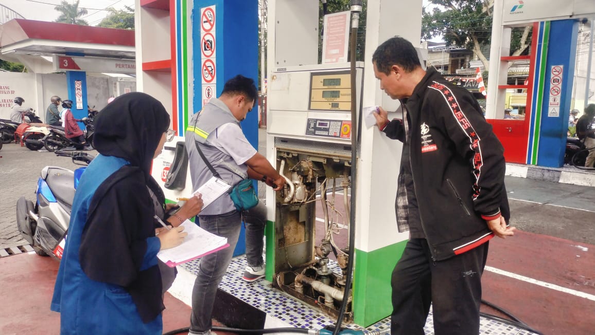 KEGIATAN TERA TERA ULANG DI SPBU KELURAHAN KAMPUNG PISANG